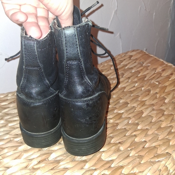 Ariat Vintage Black Leather Lace-Up Ankle Riding Boots 7 - Picture 5 of 6